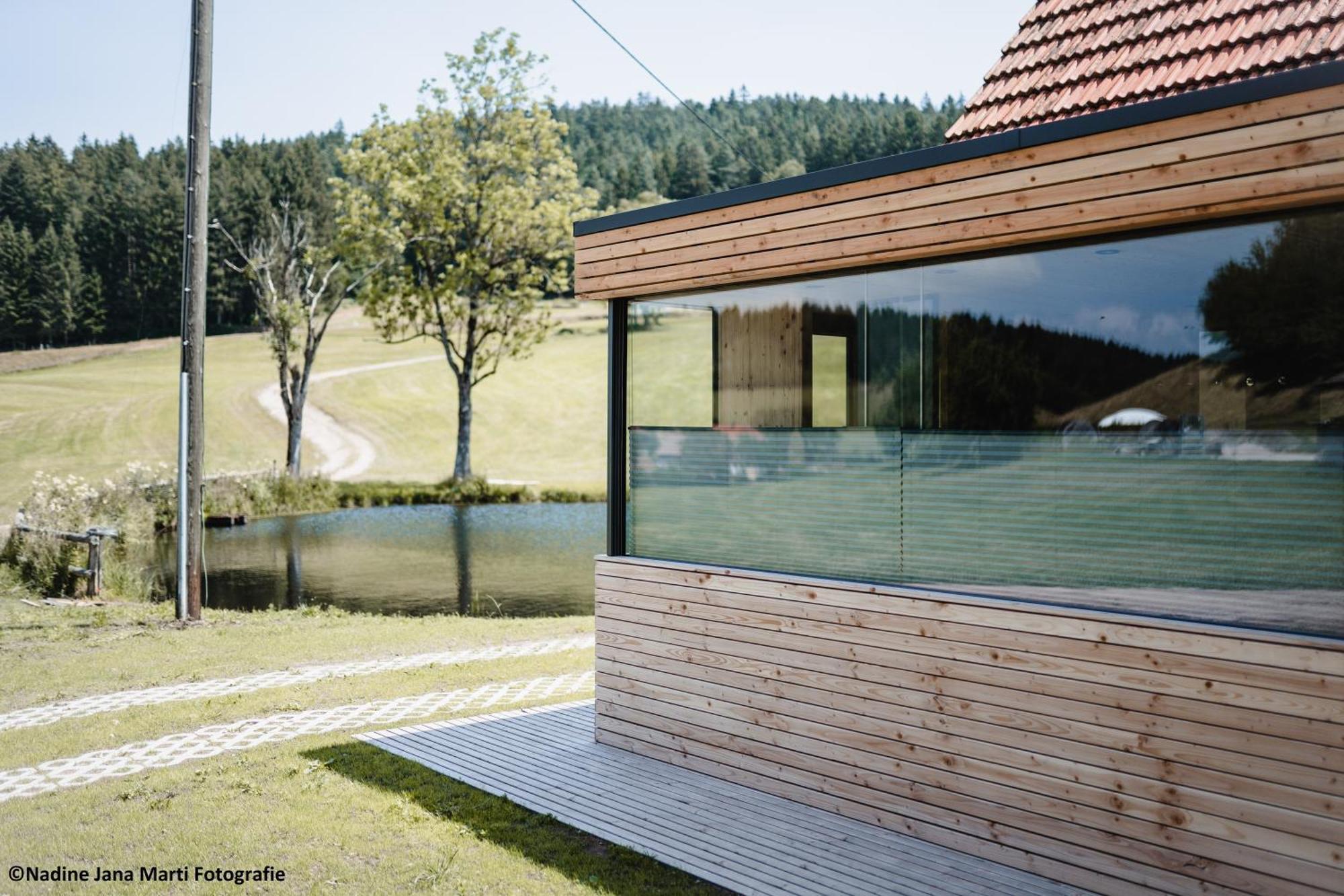 فيلا Ferienhaus Im Schwarzwald Am See "Backhaeusle" هورنبرغ المظهر الخارجي الصورة